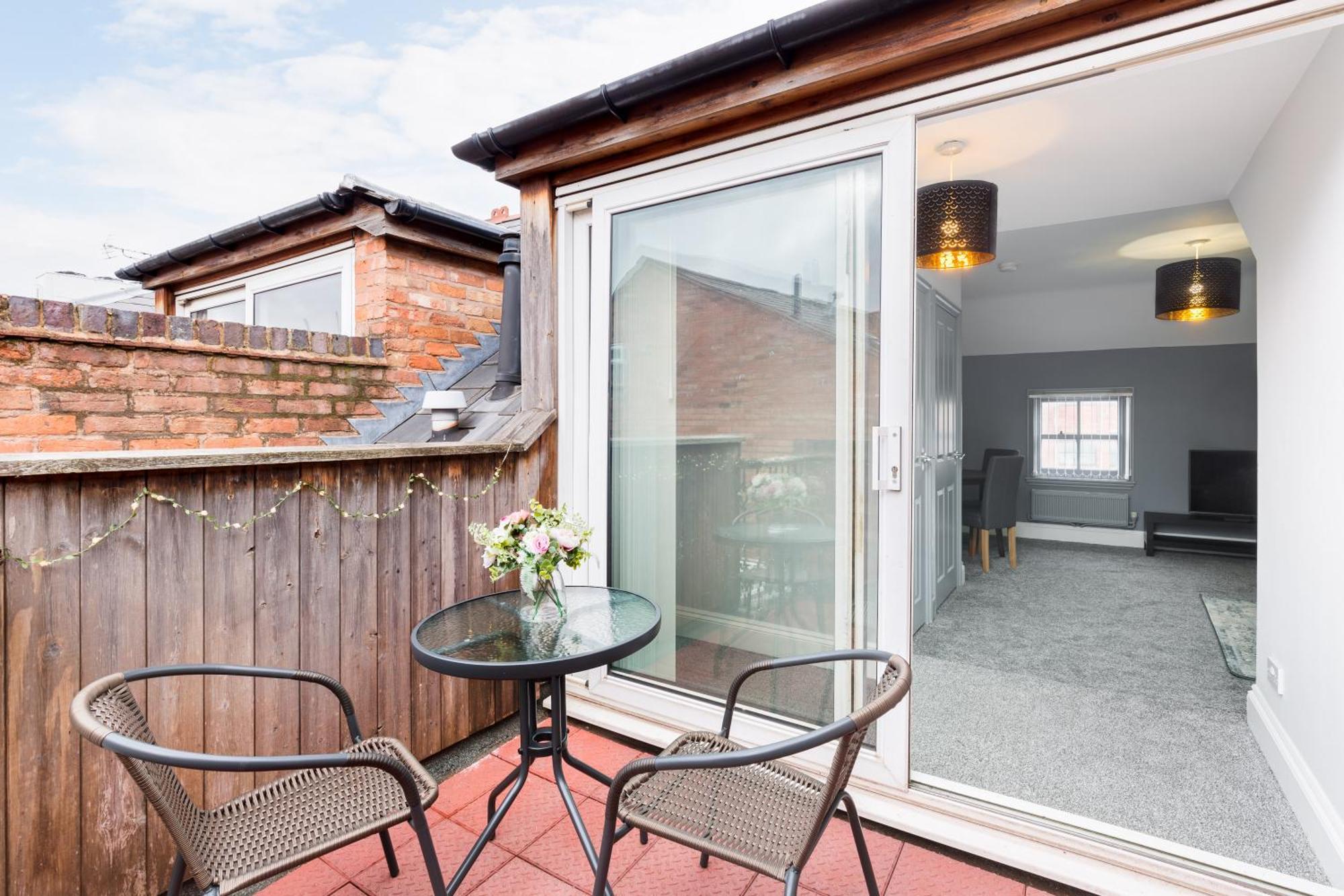 Duplex Loft Apartment With Balcony & Private Entrance In Jq Birmingham Extérieur photo