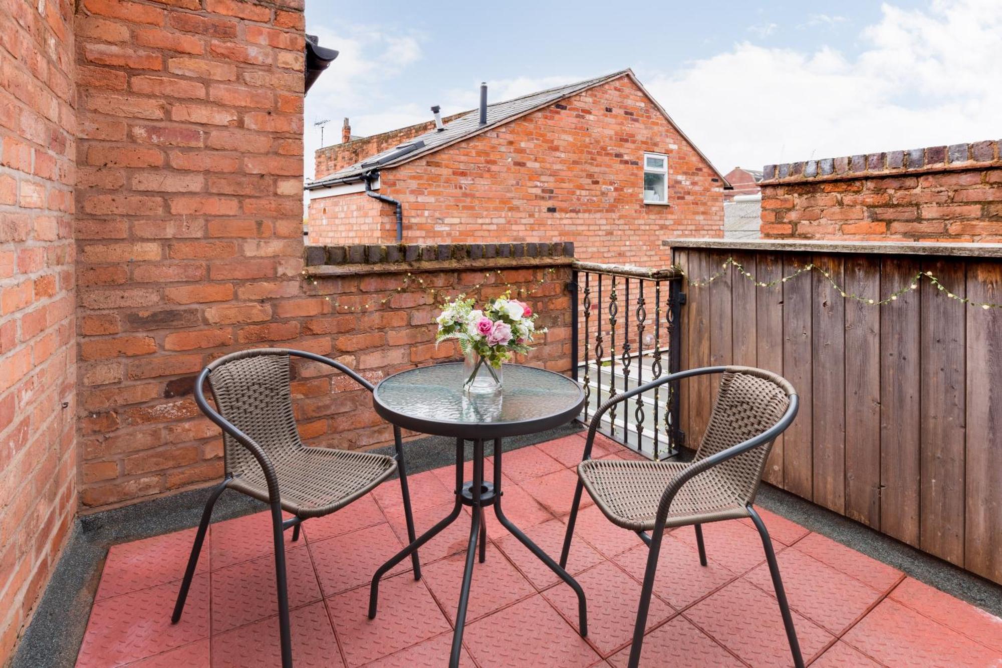 Duplex Loft Apartment With Balcony & Private Entrance In Jq Birmingham Extérieur photo